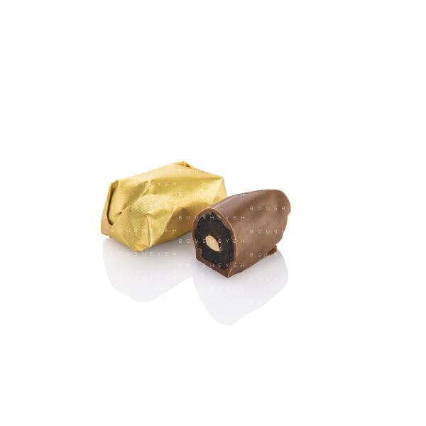 Milk chocolate covered almond date 200g