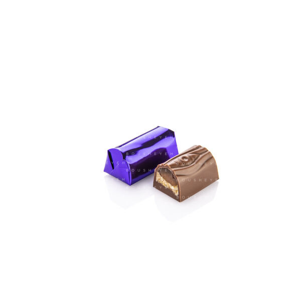 Milk chocolate with biscuit and caramel 200g
