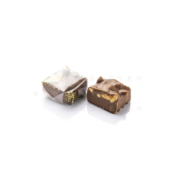 Milk chocolate covered gianduja and hazelnut pieces 200g
